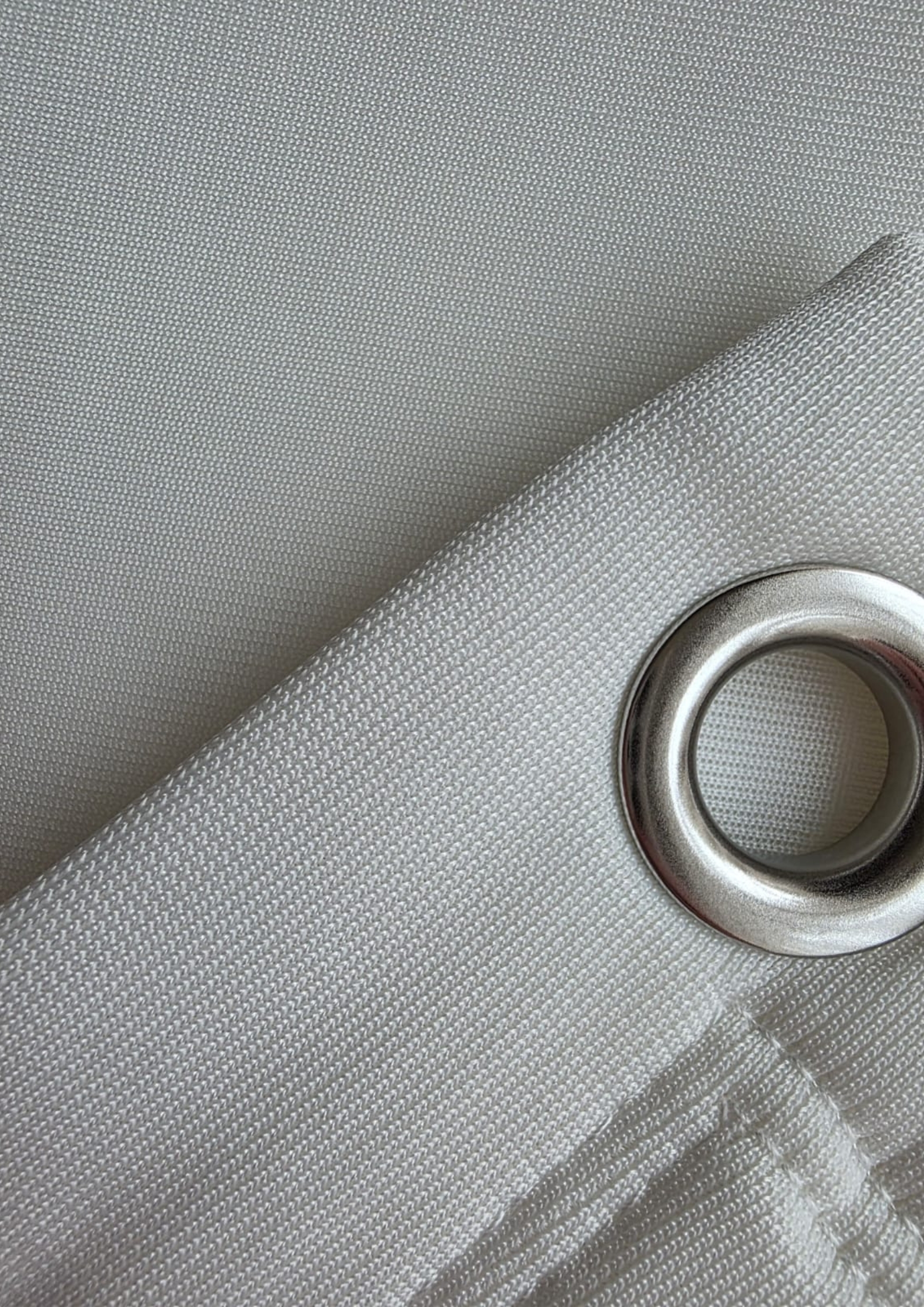 Triple Layer 4K Impact Screen 2.7m x 3m